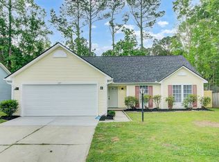 147 Danzid Dr, Summerville, SC 29483