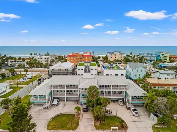 2204 1st St APT F, Indian Rocks Beach, FL 33785