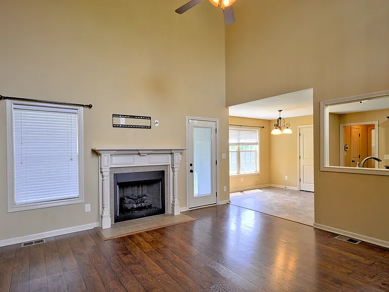 3723 Tradewinds Ter — Photo 4