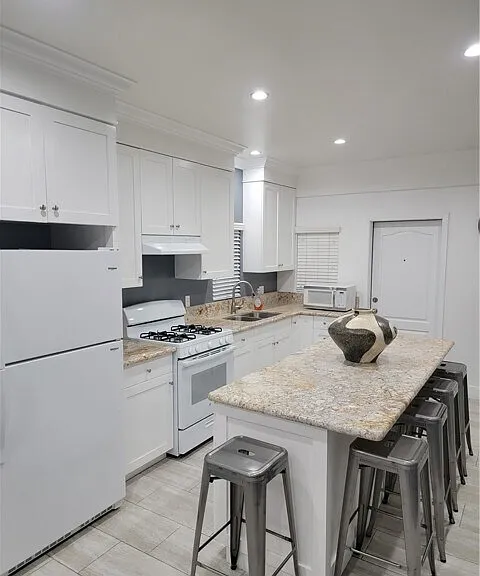 4556 Fisher St — Photo 7