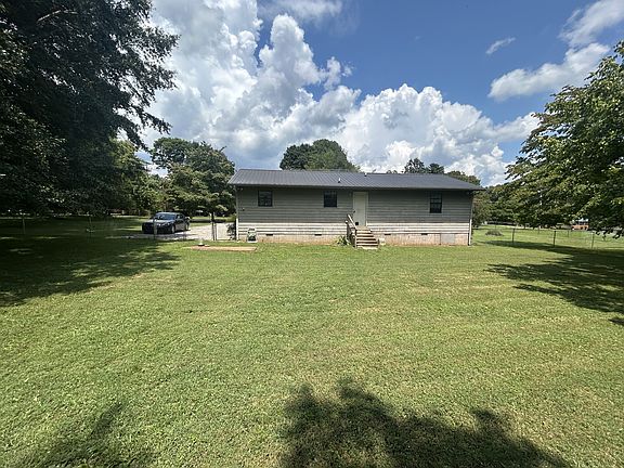 3rd image of 206 Beth Page Rd