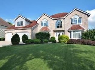 3918 Broadmoor Cir, Naperville, IL