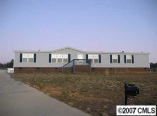 1513 Joy Anne Ct, Mount Holly, NC 28120