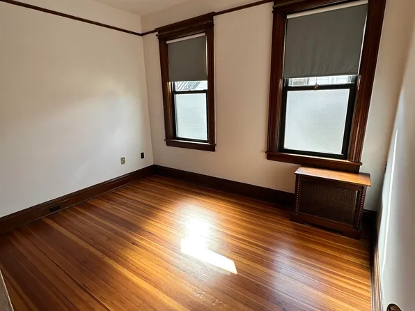 22 46th Street image 4 of 7