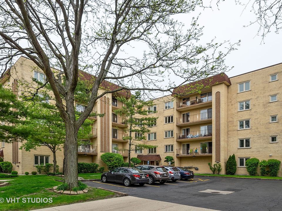 1st image of 6460 W Belle Plaine Ave APT 401