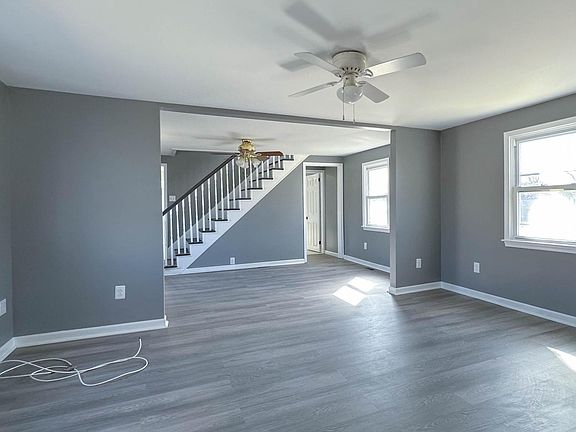 2nd image of 101 Magnolia Ave