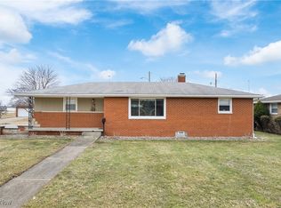 1432 Viola Pkwy NW, Canton, OH 44708