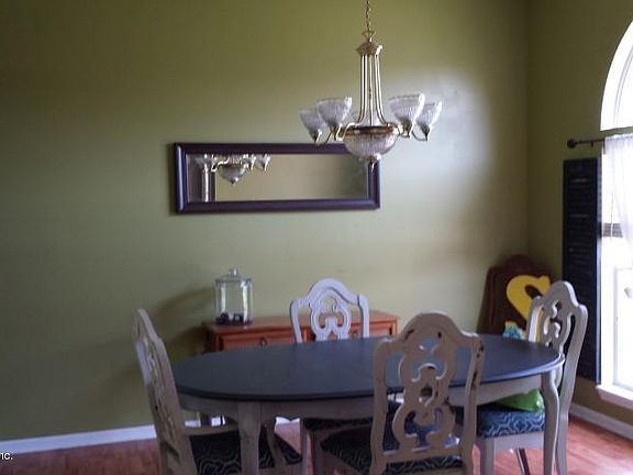 2nd image of 2547 Watermill Dr