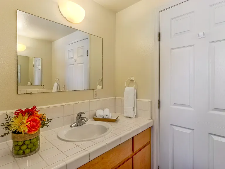 124 Sycamore St — Photo 6