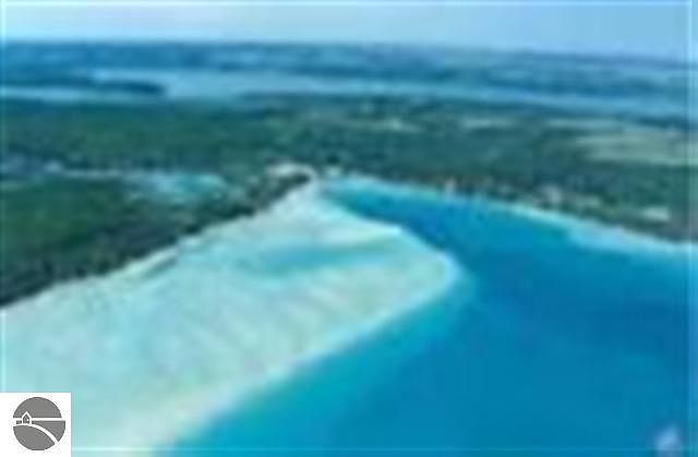 2nd image of Ooo Crystal Beach Road B #Par