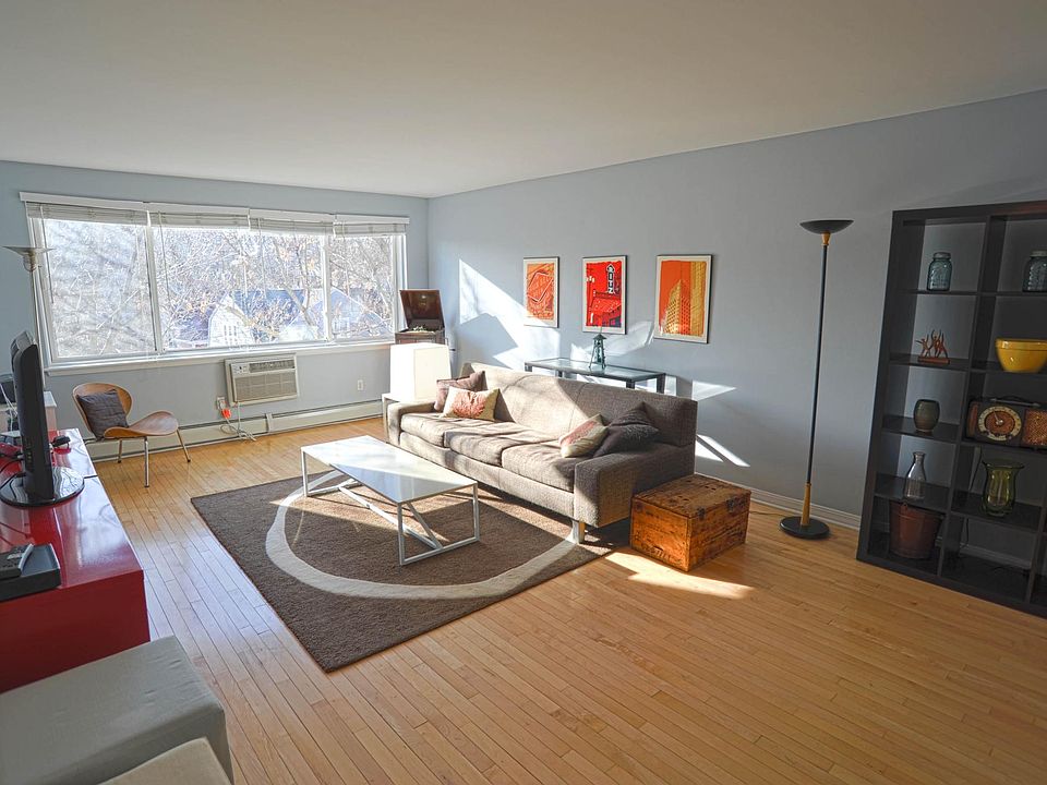 1st image of 2700 44th St W #406