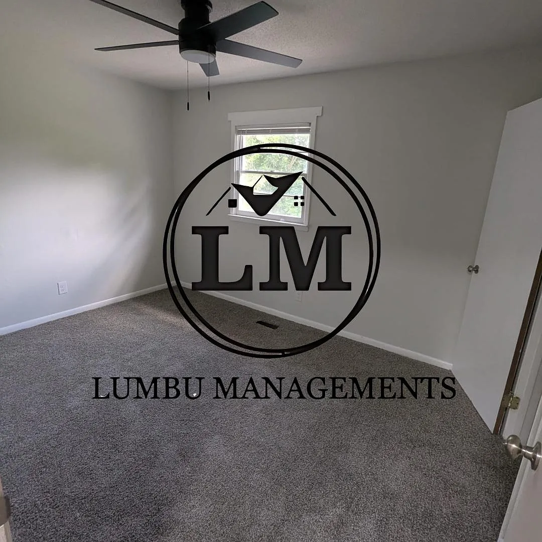 605 Culbreth Avenue - Unit F — Photo 2