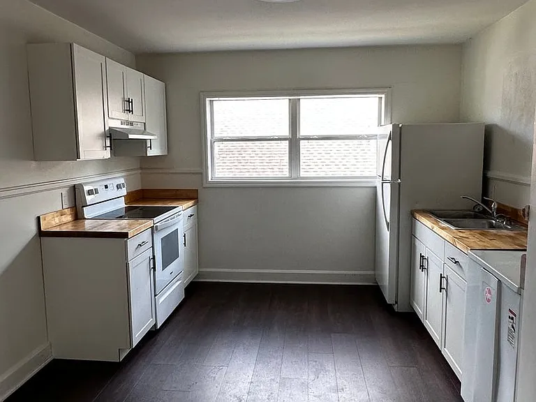 3824 Redding Rd #3 — Photo 3
