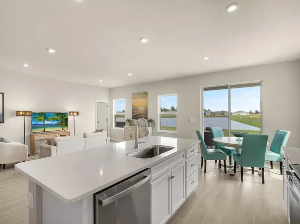 4385 Lago Circle, Vero Beach, FL 32967