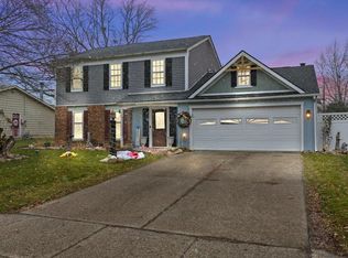 2330 Forest Valley Dr, Fort Wayne, IN 46815