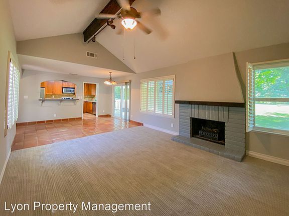 5th image of 2257 Indian Wells Ct