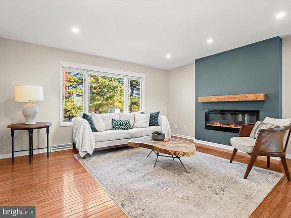 4th image of 4174 Norrisville Rd