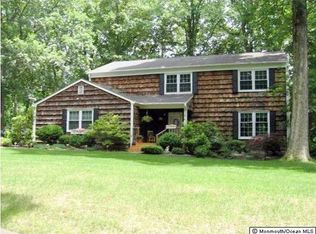 3 Lefferts Ct, Middletown, NJ 07748