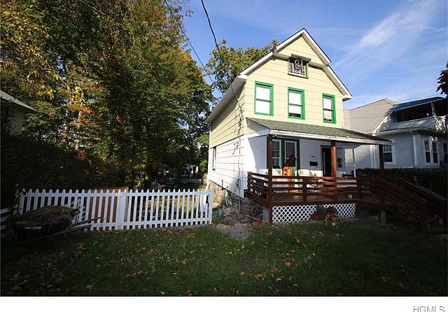 2nd image of 618 3rd St