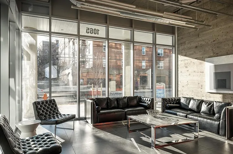 1065 Barrington St #1 — Photo 4
