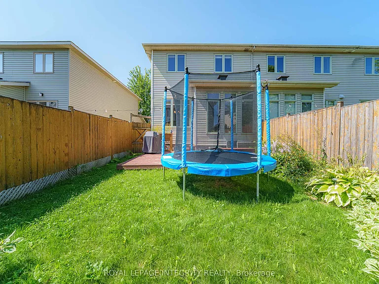 175 Hornchurch Ln — Photo 33