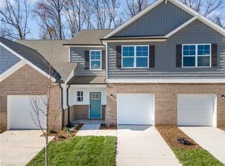 923 Cannon Crossing Cir, Greensboro, NC 27410