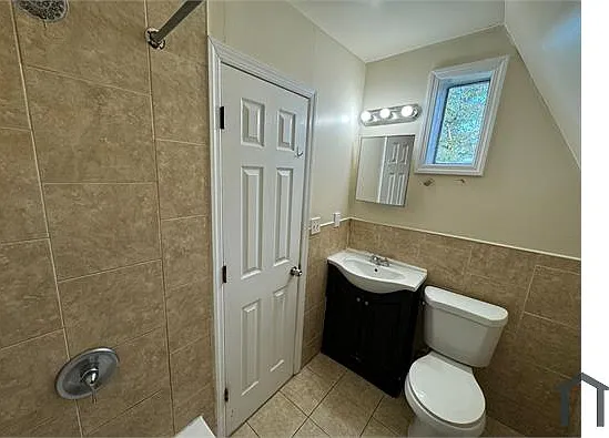 44 Durand Pl #3 — Photo 3