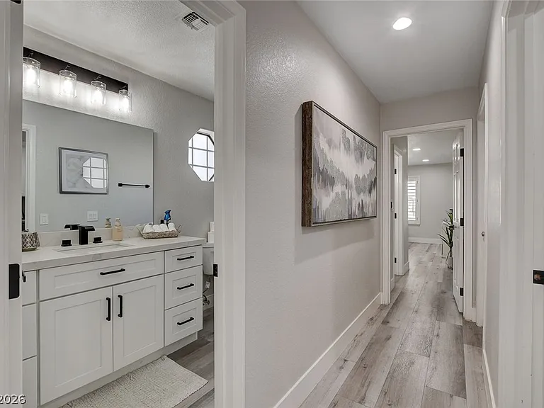5429 Painted Sunrise Dr — Photo 44