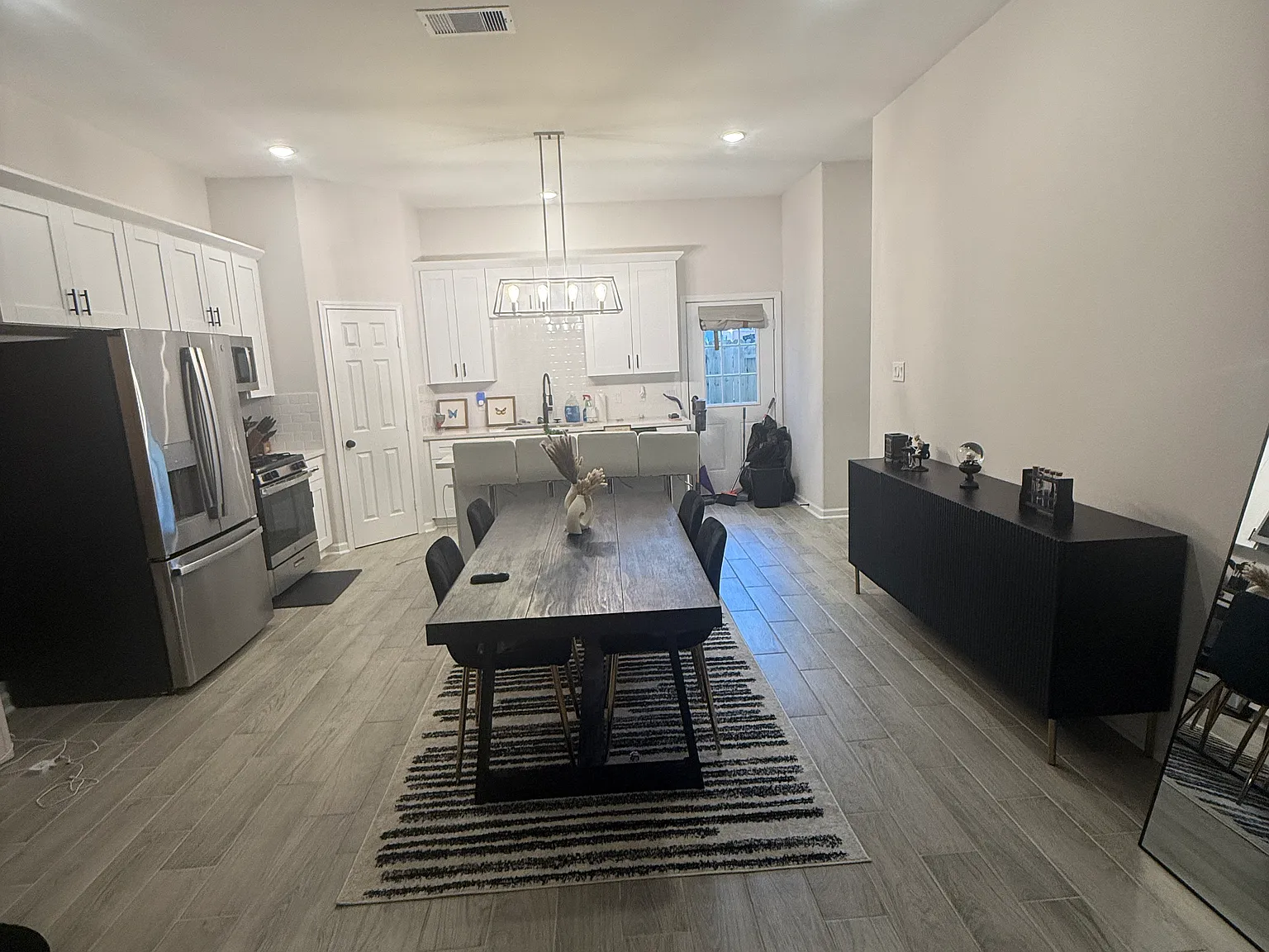 6905 Eastland St — Photo 3