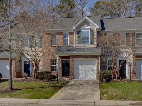 415 Alexia Ln, Yorktown, VA 23690