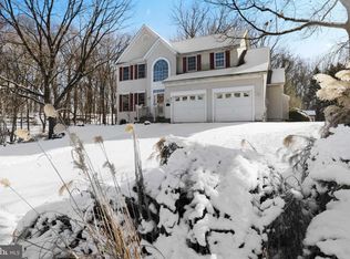 411 Londontowne Ct, Hagerstown, MD 21740