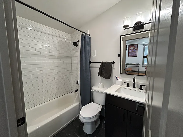1725 Elm St #10 — Photo 3
