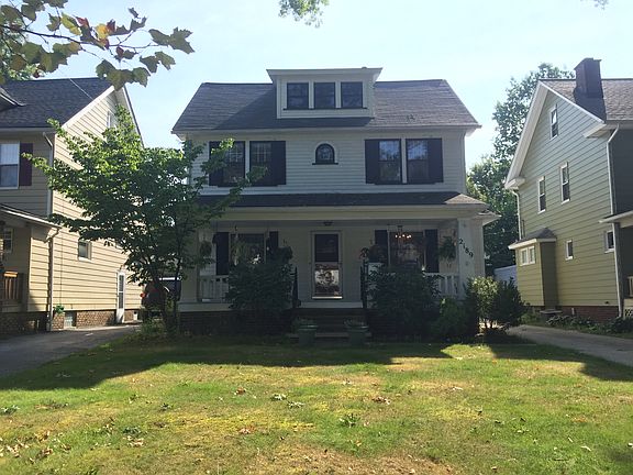 3rd image of 2189 Cottage Grove Dr