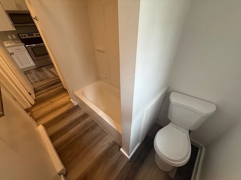 19 Walnut Street — Photo 28