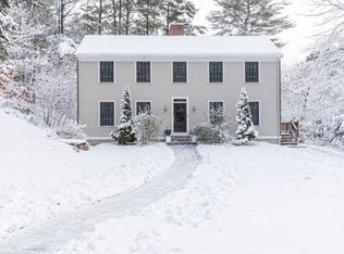 27 Orchard St, Newbury, MA 01922