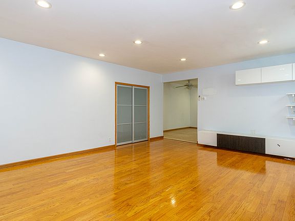 4th image of 1319 E 36th St Floor 1