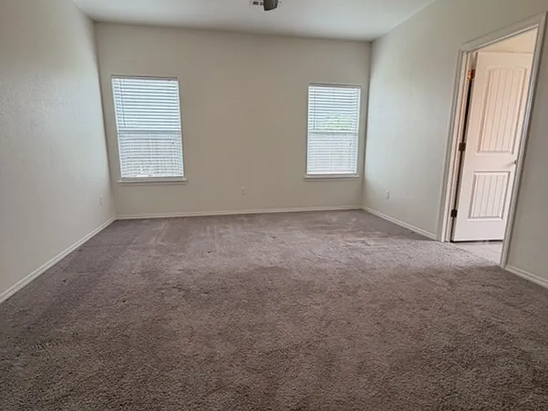691 Morningside Dr — Photo 13