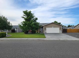 5500 Kalakaua Ct, West Richland, WA