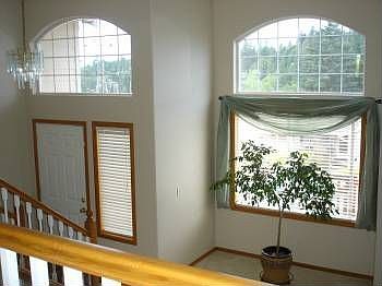 2nd image of 2107 Lake Crest Dr