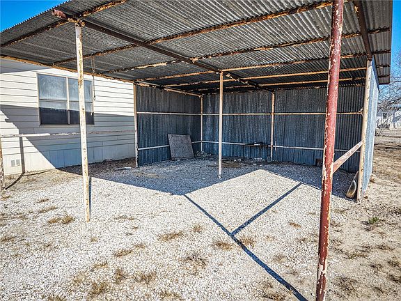 3rd image of 180 Recreation Rd #8