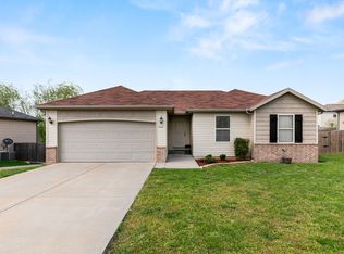 1207 W Canton Ct, Ozark, MO 65721
