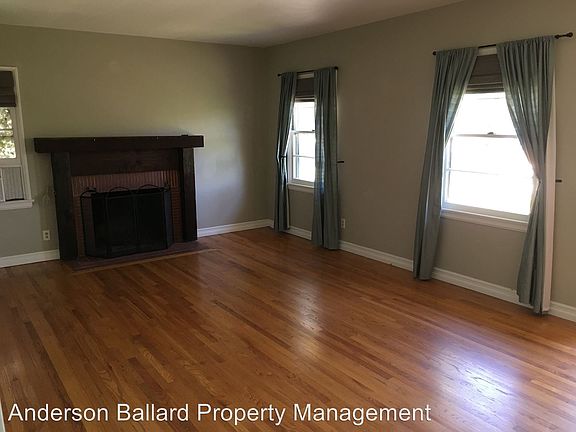 2nd image of 4419 Bel Aire Dr