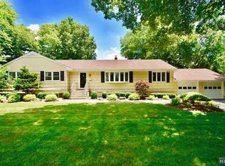 80 Stewart St, Demarest, NJ 07627