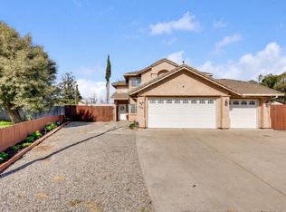 708 Coastal Ct, Los Banos, CA 93635