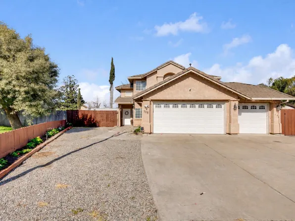 708 Coastal Ct, Los Banos, CA 93635