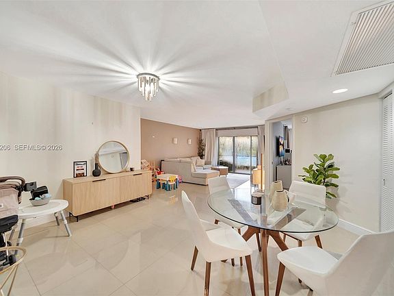 5th image of 1706 Hammock Blvd #110