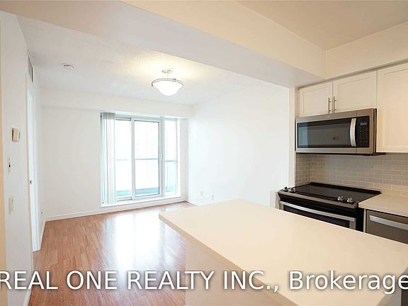 5th image of 30 Harrison Garden Blvd #2011