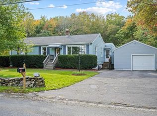 58 Putnam Hill Rd, Sutton, MA 01590