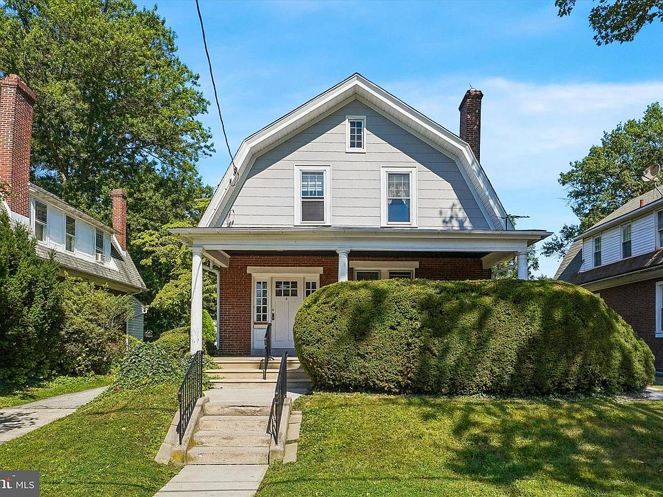 1st image of 27 N Prospect Ave W