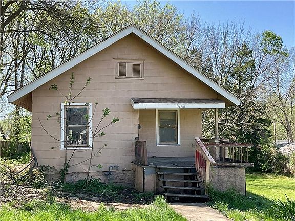 2nd image of 6946 Agnes Ave